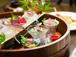 Yufuin Sanso Waremokou