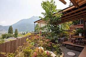 Yufuin Sanso Waremokou