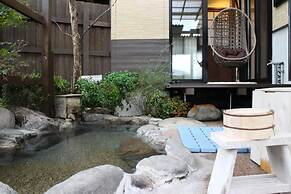 Yufuin Sanso Waremokou