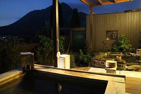 Yufuin Sanso Waremokou