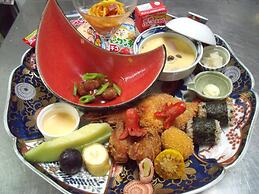 Yufuin Sanso Waremokou