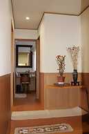 Yufuin Sanso Waremokou