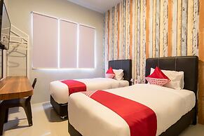 Super OYO 360 Mangaan Residence