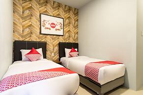 Super OYO 360 Mangaan Residence