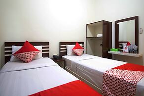 OYO 765 Wisma Andalas Asri Syariah