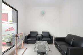 OYO 765 Wisma Andalas Asri Syariah