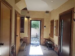 Mirniy Sun Cottage