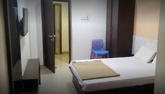 Hotel Sai Palace