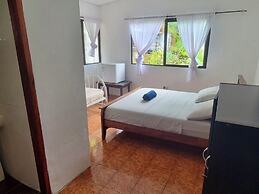 Papaya Guesthouse