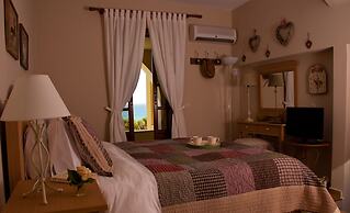 Amboula Beach Apartments