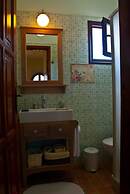 Amboula Beach Apartments