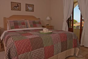 Amboula Beach Apartments