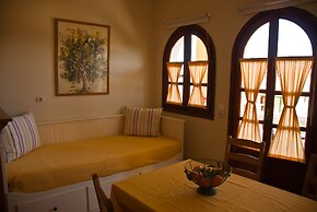 Amboula Beach Apartments