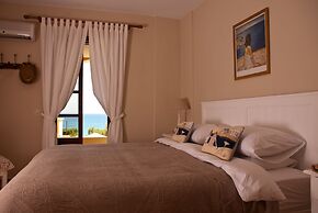 Amboula Beach Apartments