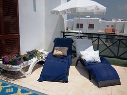 Levent Sugar Cubes 4 bedroom villa No 30