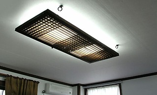 White House on the Hill HayanZip