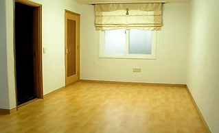 White House on the Hill HayanZip