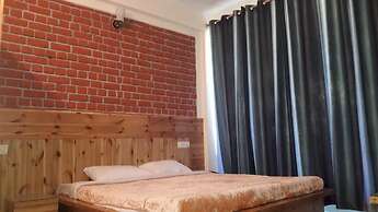 White Water Inn McLeodganj