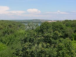 Apartment for 3 Persons in Quiet Part of Premantura With Beautiful Gar