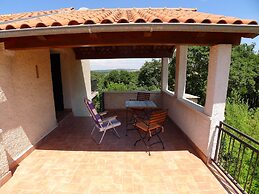 Apartment for 3 Persons in Quiet Part of Premantura With Beautiful Gar
