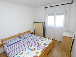 Apartment for 5 Persons With Balcony