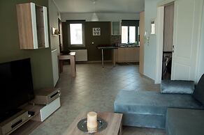 Cozy Flat near Athens City Center