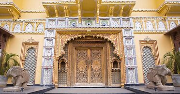 Bloom Boutique | Lake Pichola