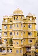 Bloom Boutique | Lake Pichola