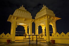 Bloom Boutique | Lake Pichola