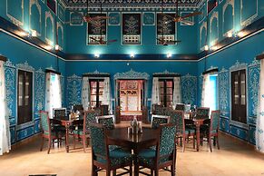 Bloom Boutique | Lake Pichola