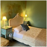 OYO Cornerstone Manor Hotel