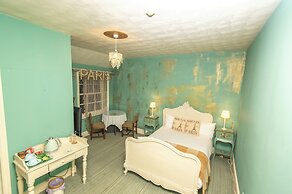 OYO Cornerstone Manor Hotel