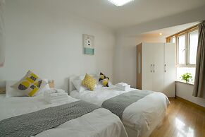 Good Time Travellers Inn-People Square No.2