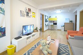 Good Time Travellers Inn-People Square No.2