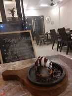 Royal Paradise Hotel