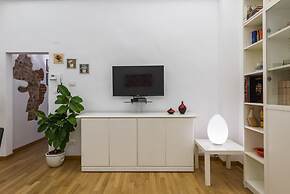 Charming Santo Spirito