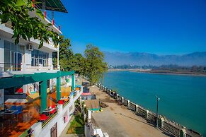 Shanti Residency Ganga View