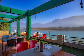 Shanti Residency Ganga View