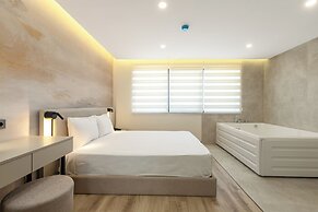 Fora Inn Lara