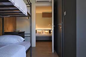 Sani More & Sani Woods