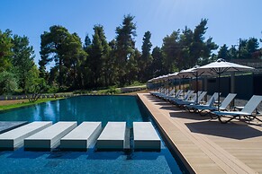 Sani More & Sani Woods