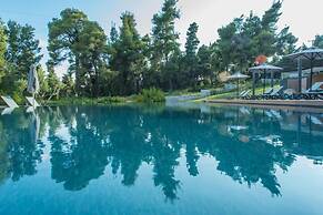 Sani More & Sani Woods