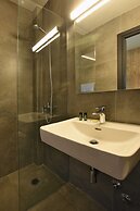 Sani More & Sani Woods