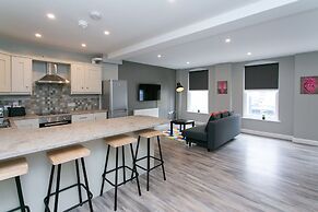 University Road Apartments