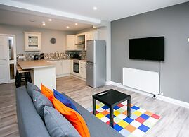 University Road Apartments