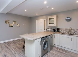 University Road Apartments