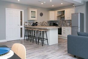 University Road Apartments