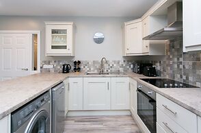 University Road Apartments