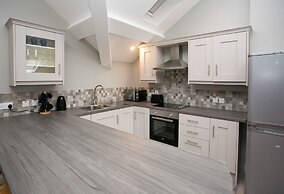 University Road Apartments