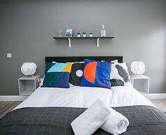 University Road Apartments